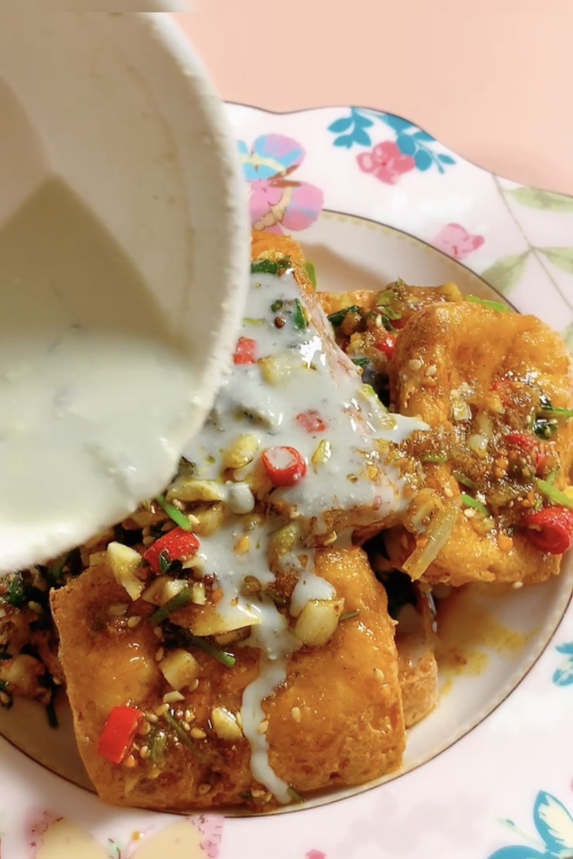 街边美食臭豆腐-好吃到爆