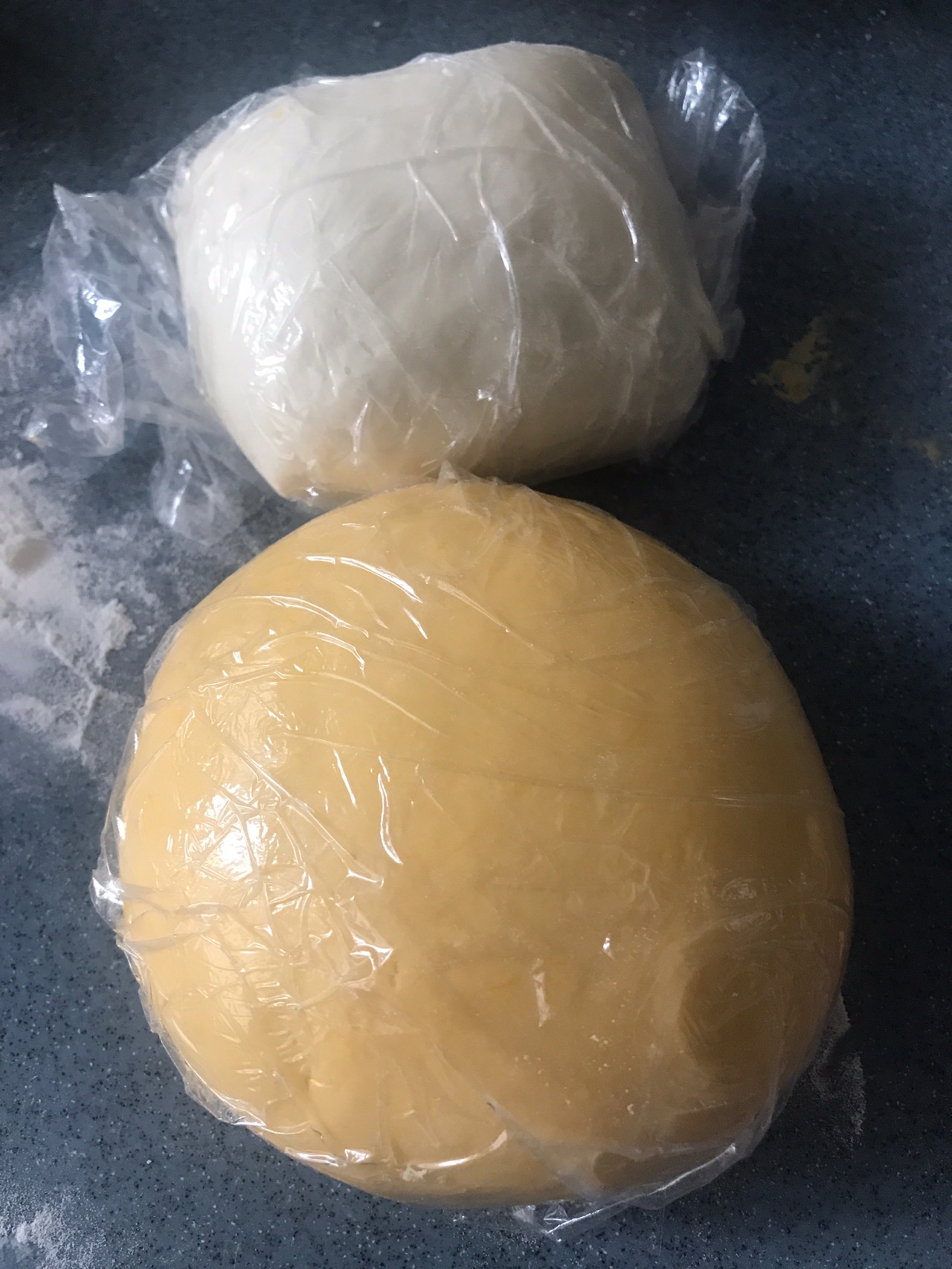 金边水饺