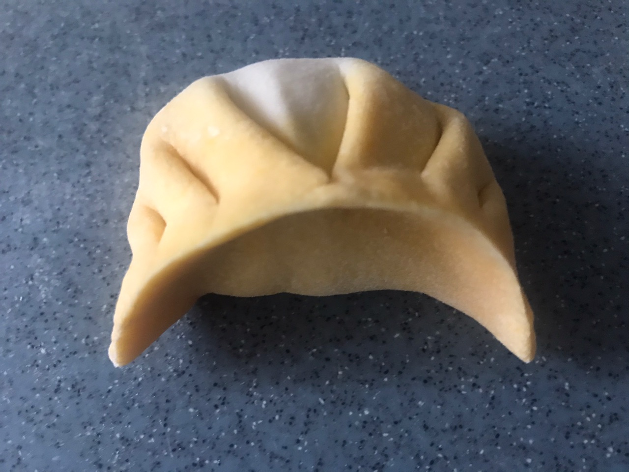 金边水饺