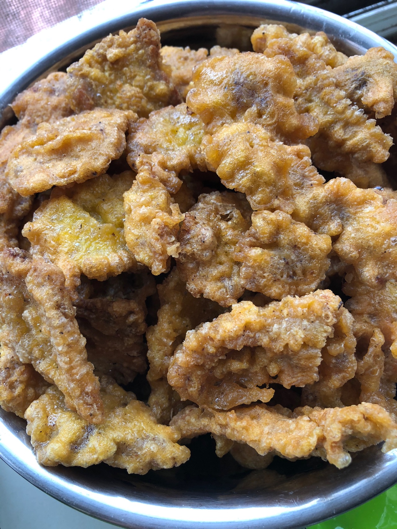 金灿灿的炸酥肉