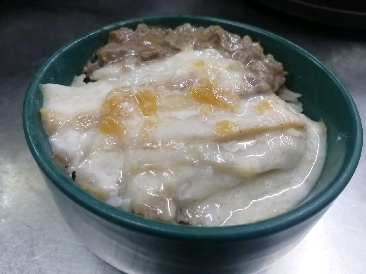 金雕牛肉堡仔饭