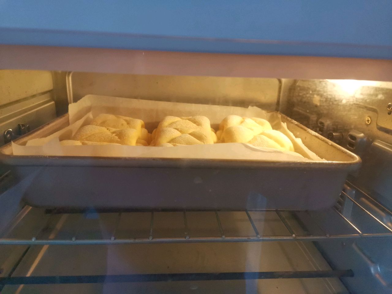 金黄南瓜面包卷