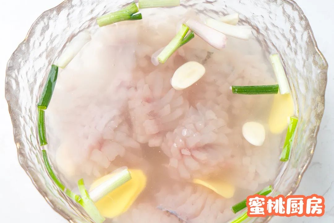 锦上添花“菊花鱼”