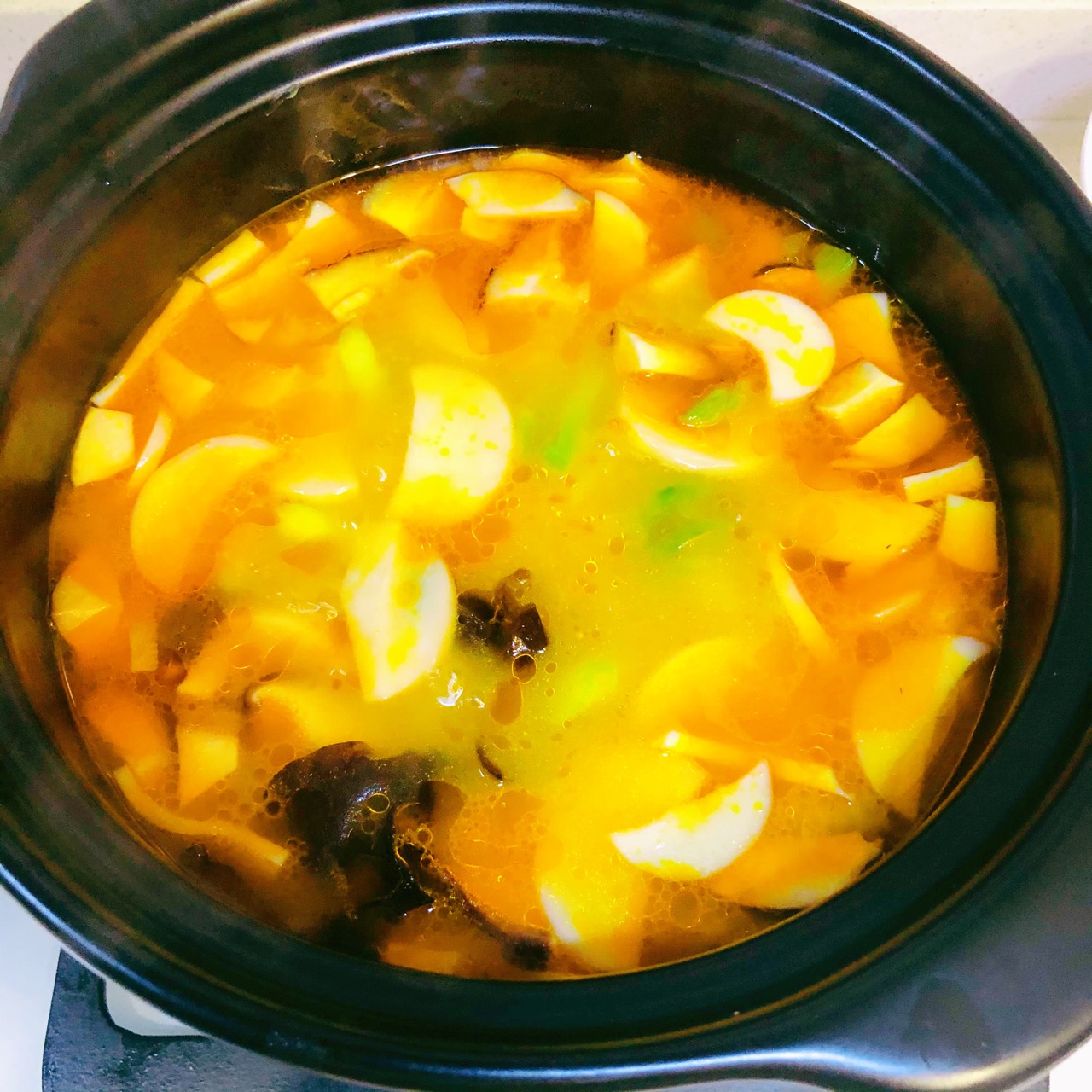 金汤烩芦笋双菇木耳