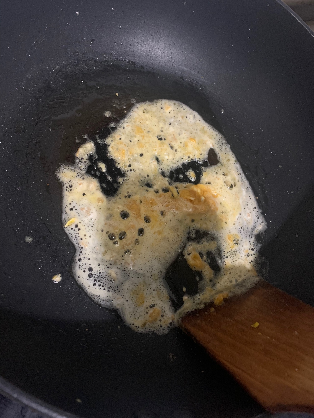 金汤虾籽面
