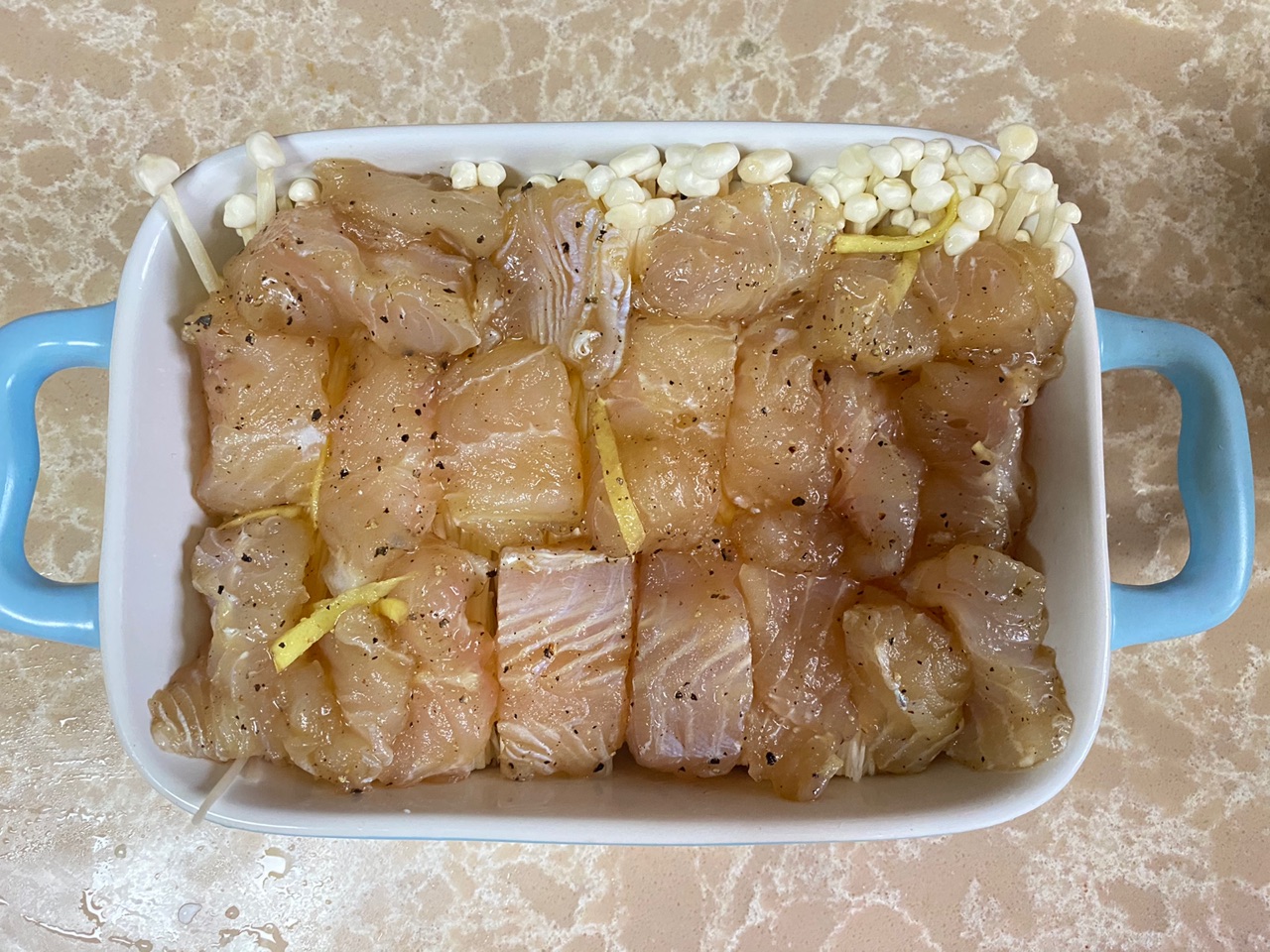 金针菇龙利鱼