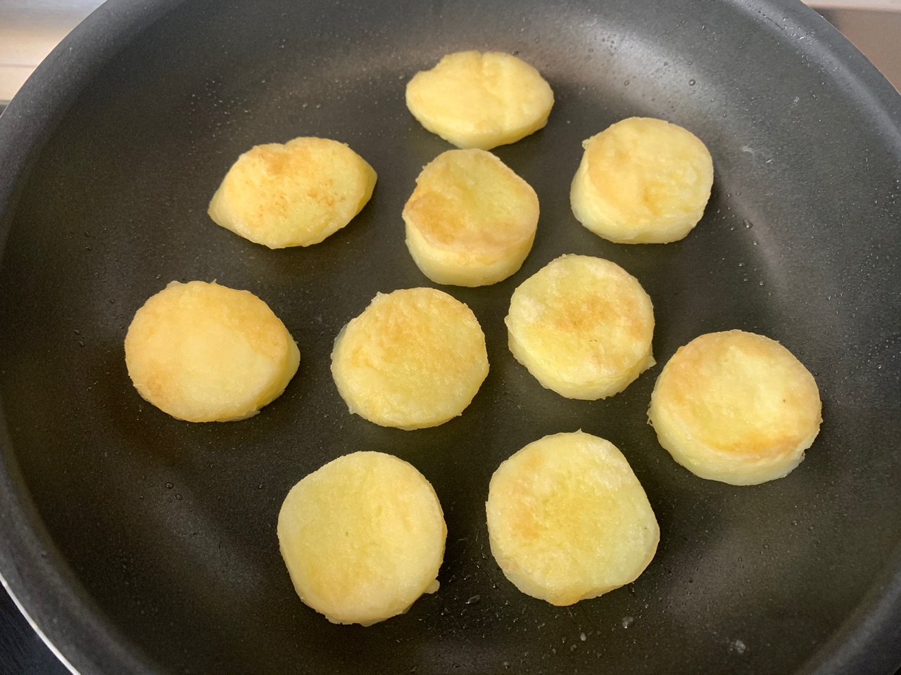 金针菇日本豆腐煲
