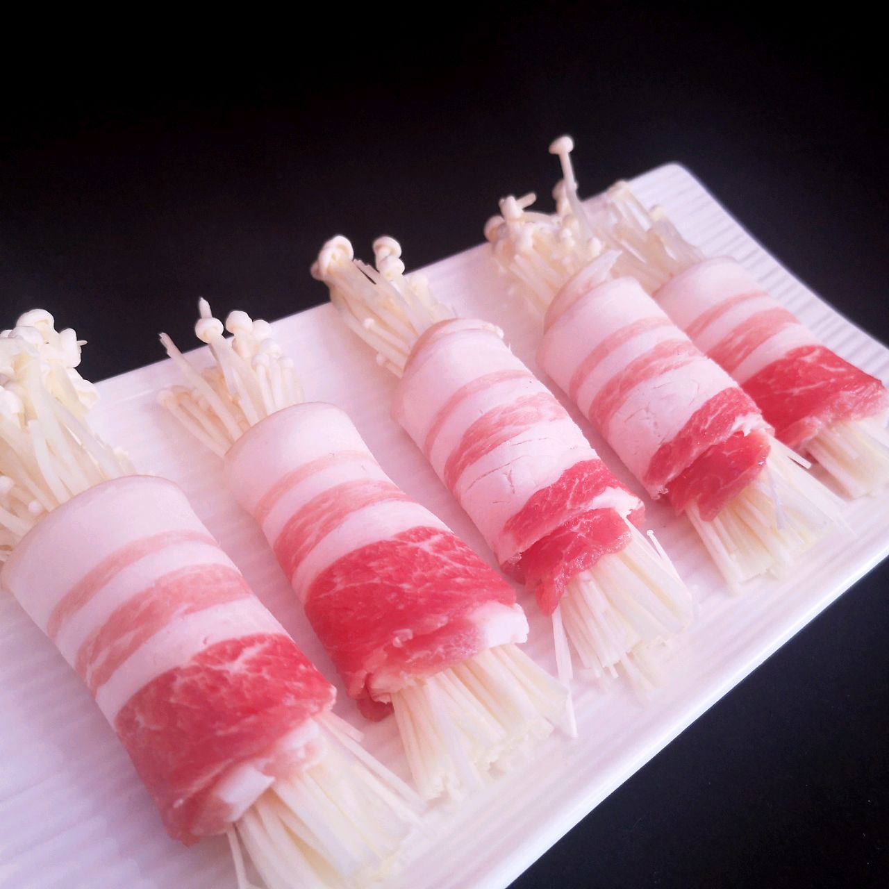 金针菇肉卷