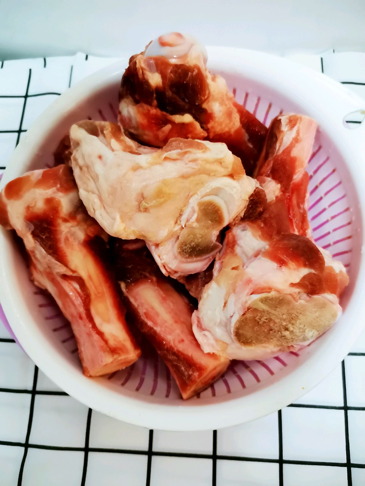 经典东北菜之——大骨头炖豆角。