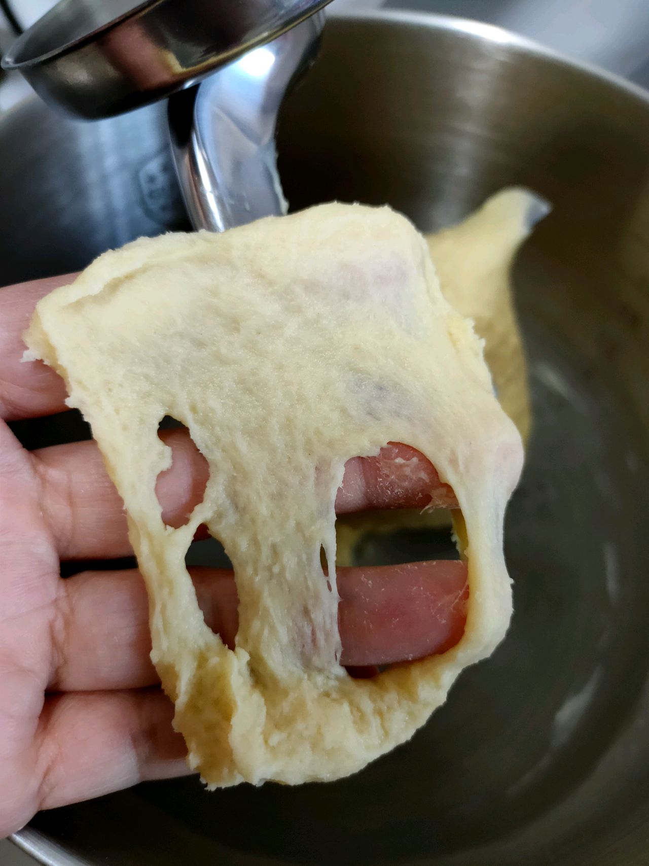 经典毛毛虫面包