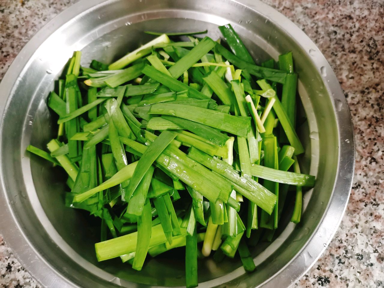 韭菜炒鸡蛋