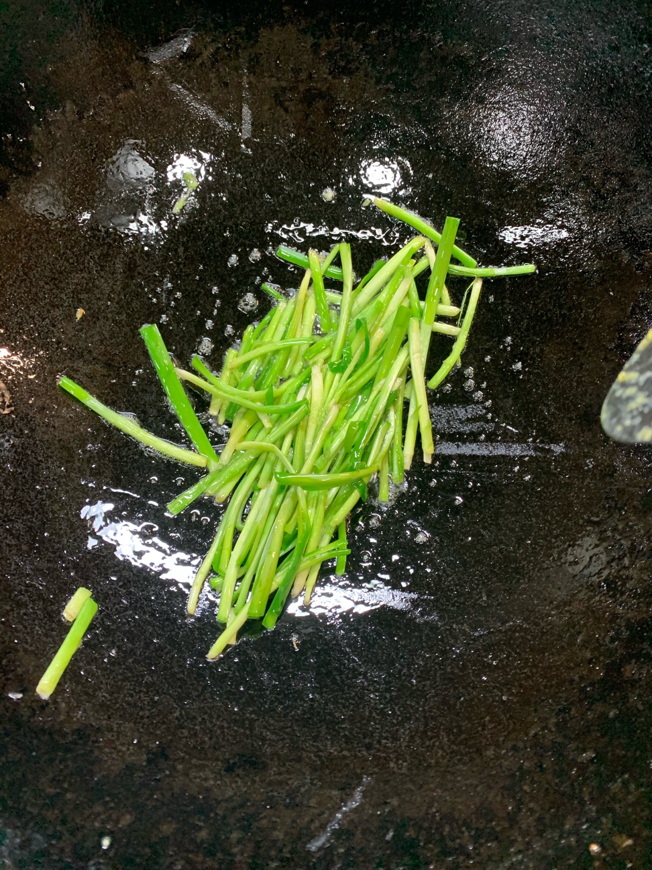 韭菜炒鸡蛋｜如何炒韭菜不出汤的小秘籍｜超级详细