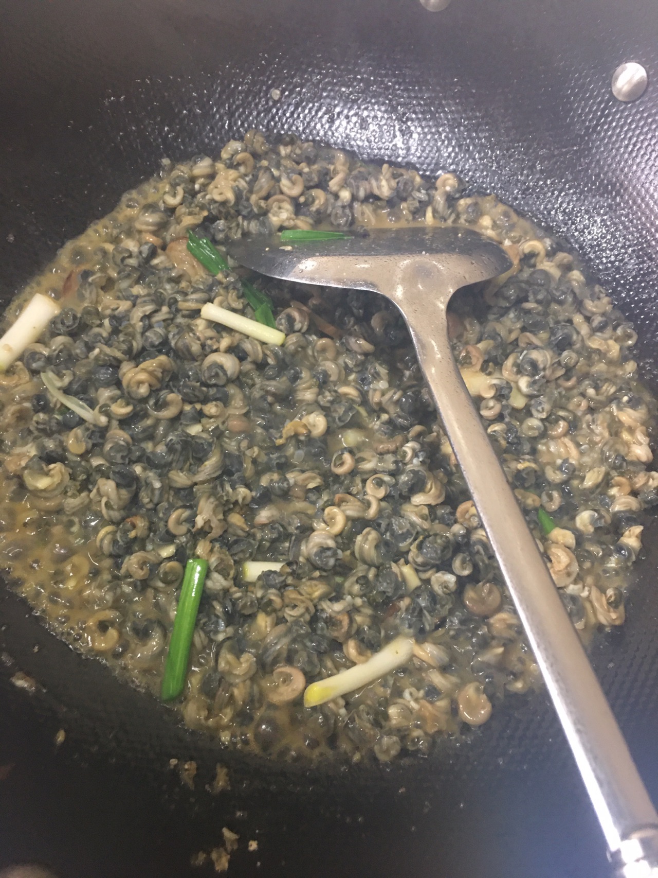 韭菜炒螺蛳肉