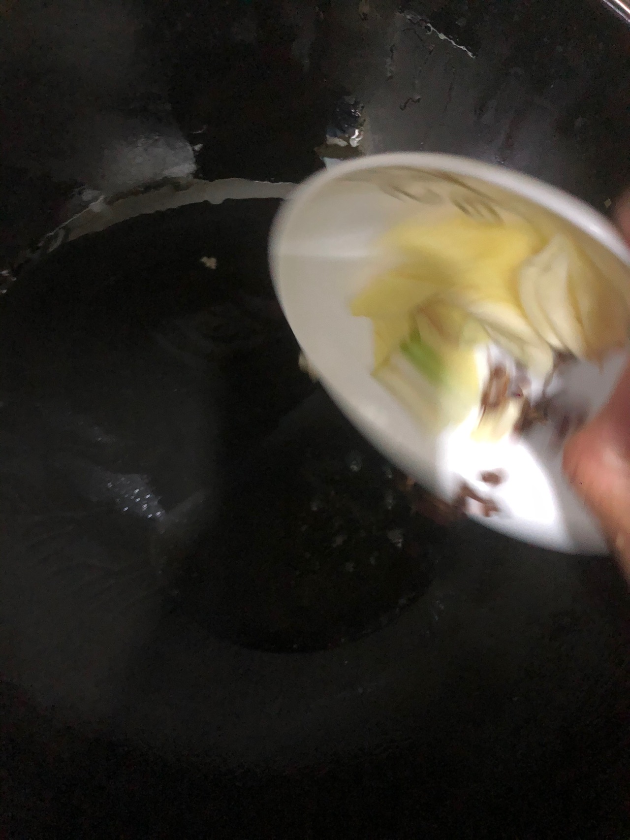 韭菜炒螺丝肉