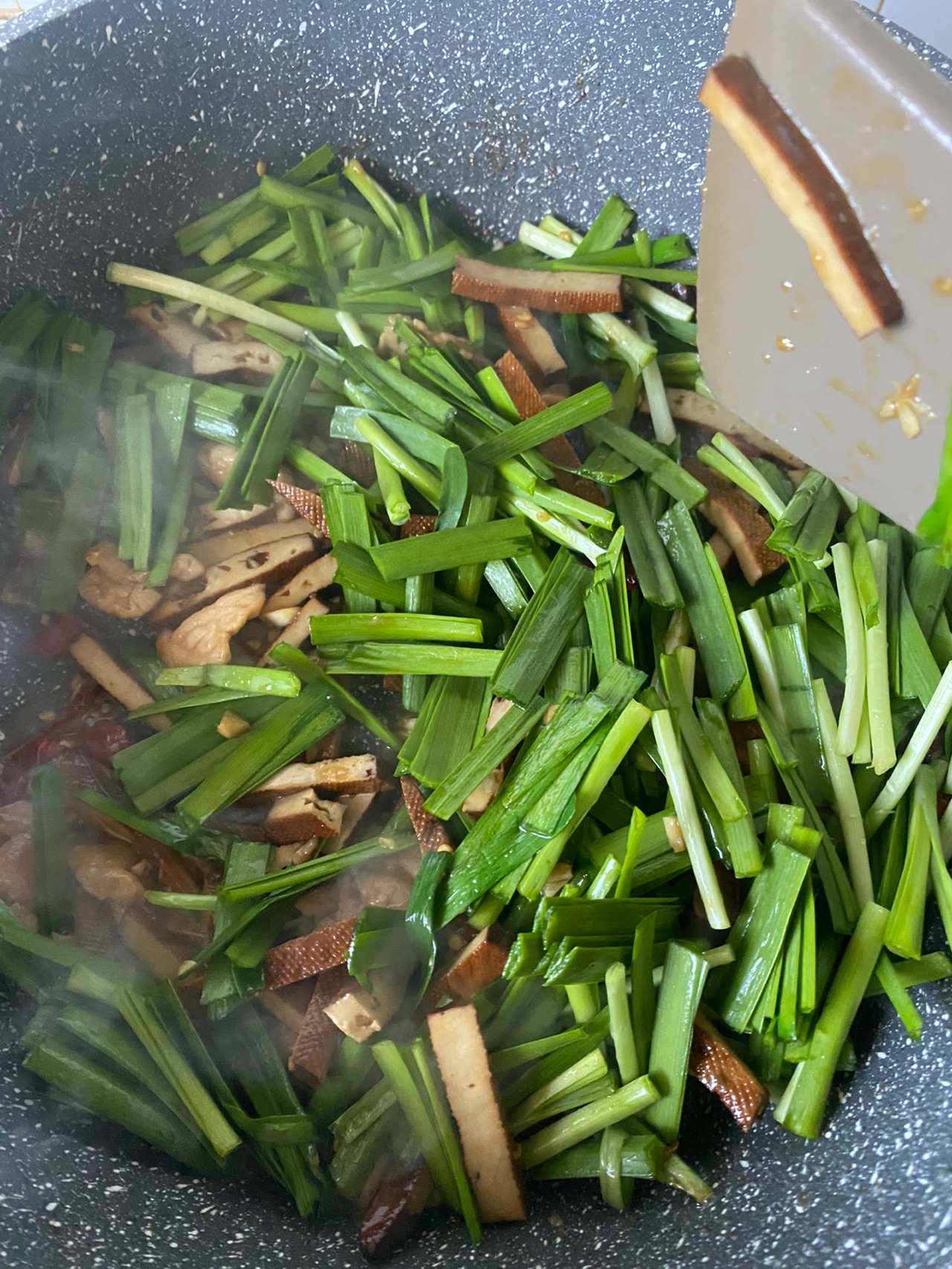 韭菜炒香干
