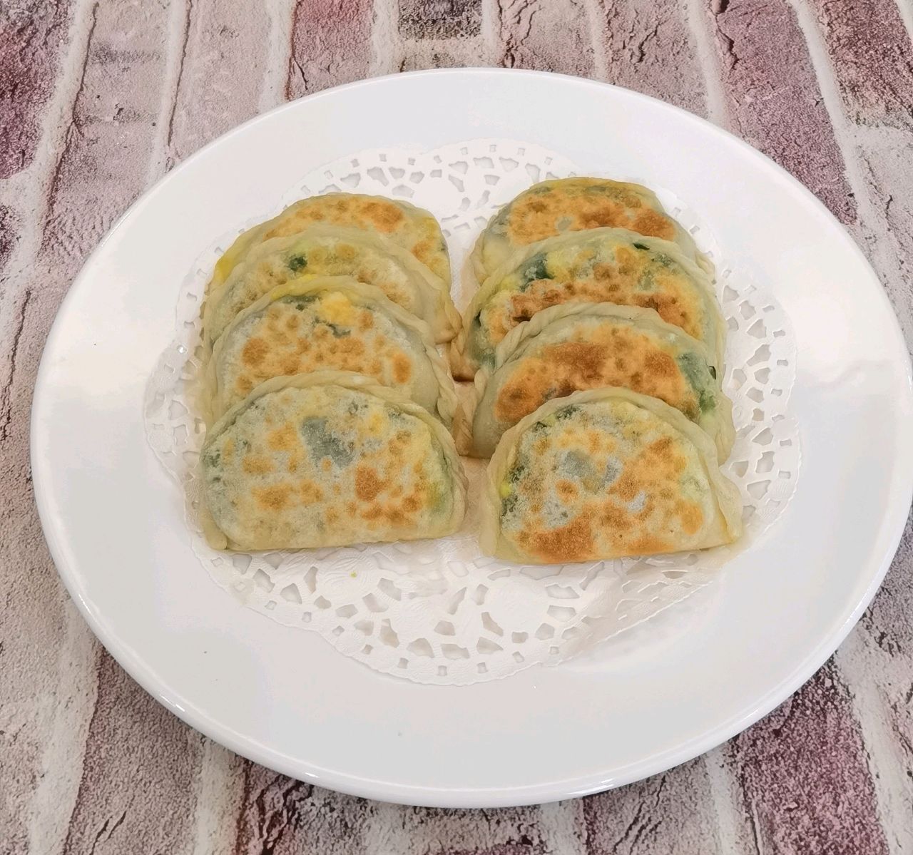 韭菜盒子最好的吃法，韭香浓郁，吃三个不过瘾
