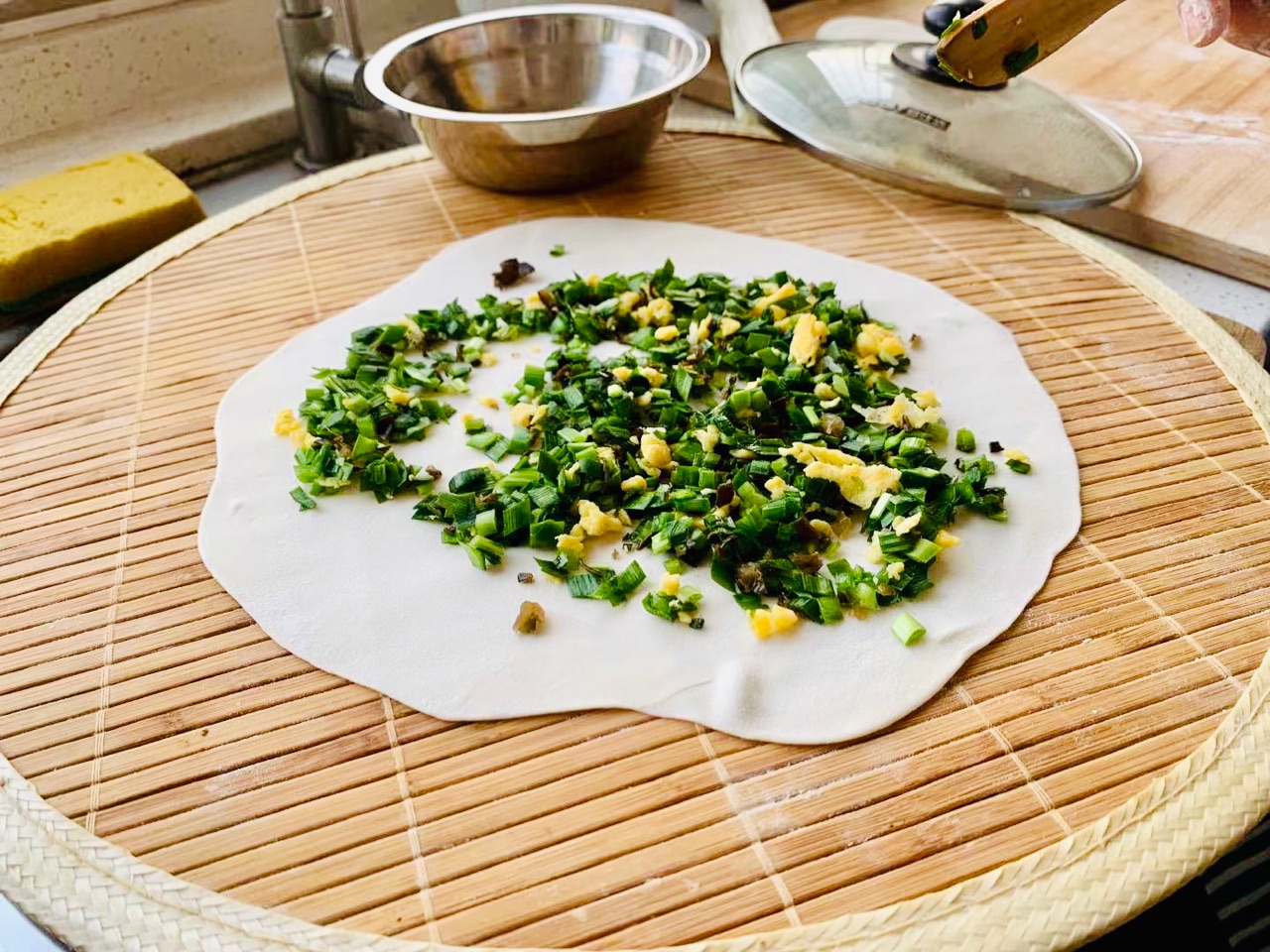 韭菜鸡蛋菜饼