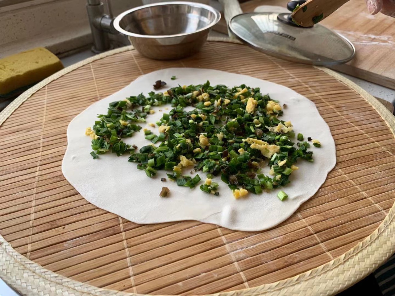 韭菜鸡蛋菜饼