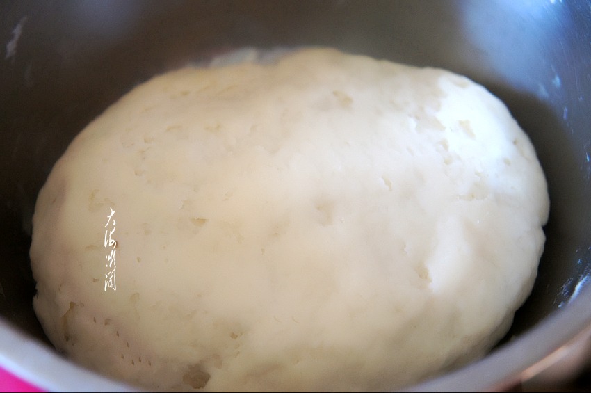 韭菜鸡蛋火腿肠馅水饺