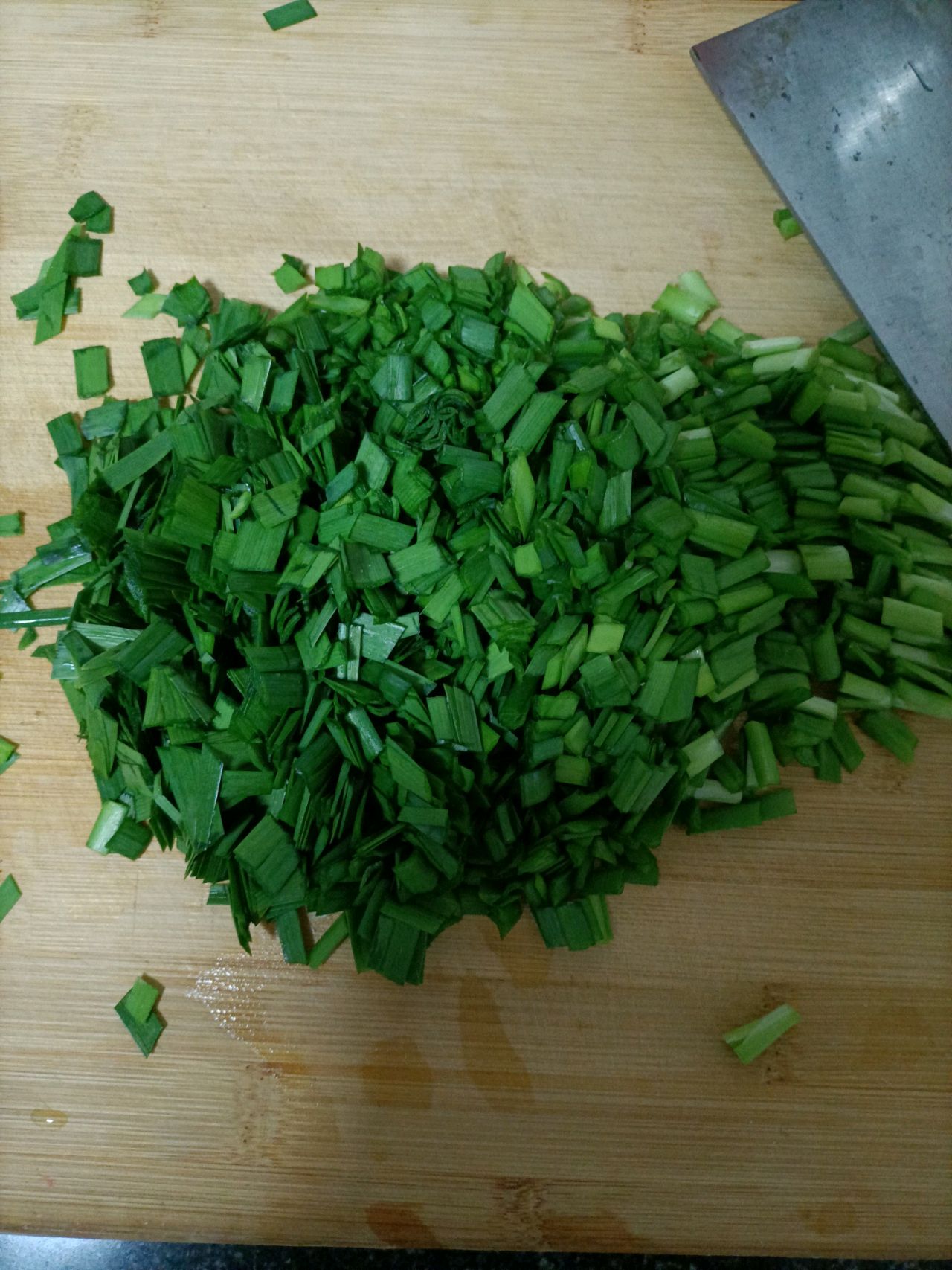 韭菜鸡蛋卤面条