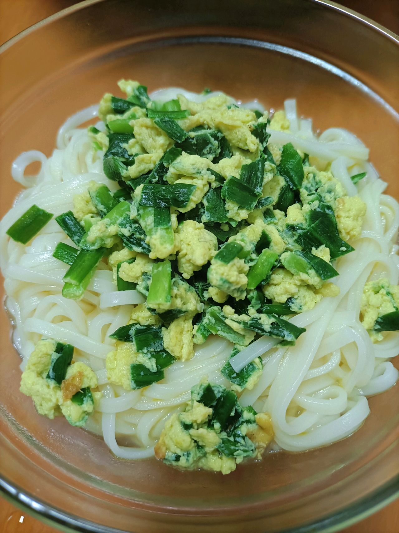 韭菜鸡蛋卤面条