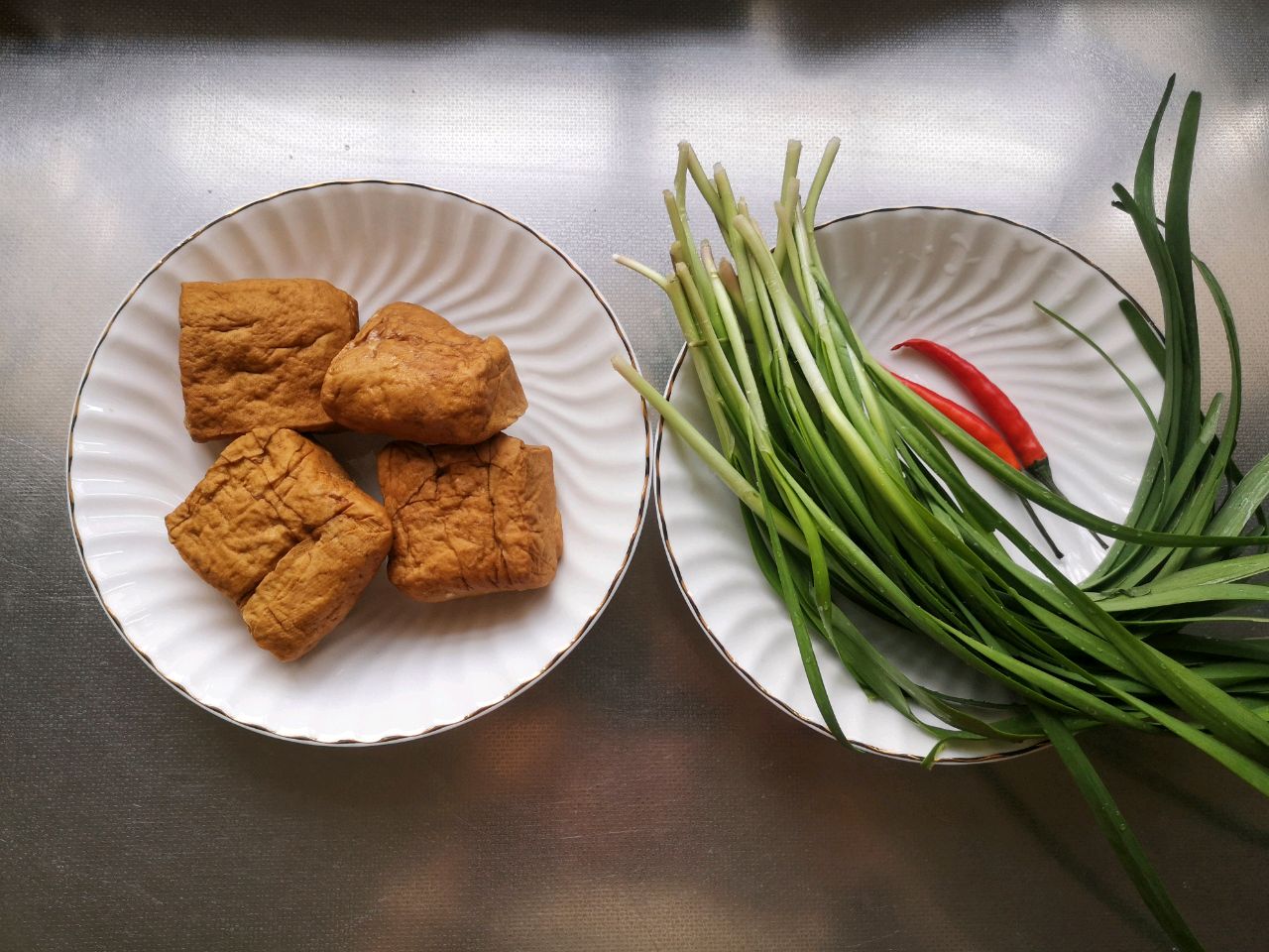 韭菜辣炒香干