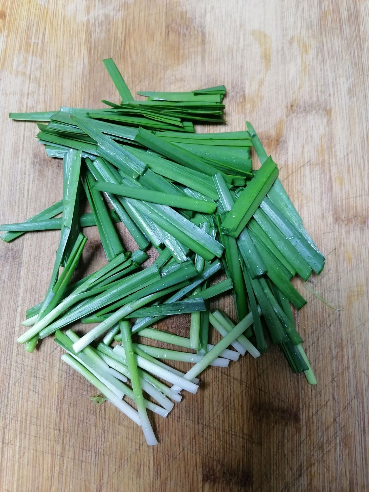 韭菜烧刀鱼