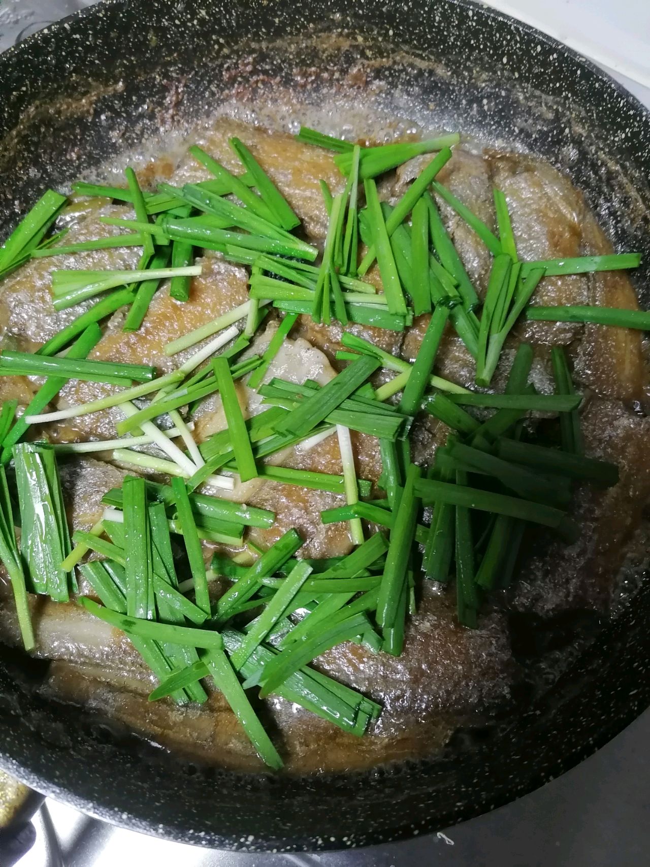 韭菜烧刀鱼