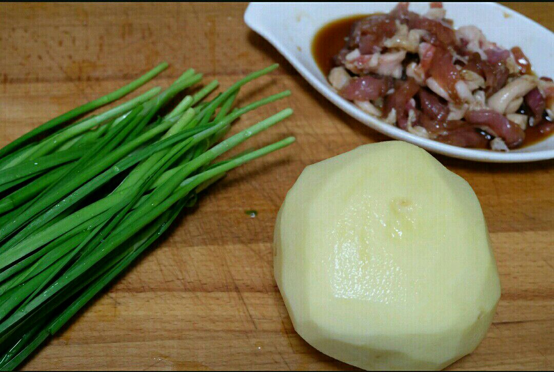 韭菜土豆丝炒肉丝