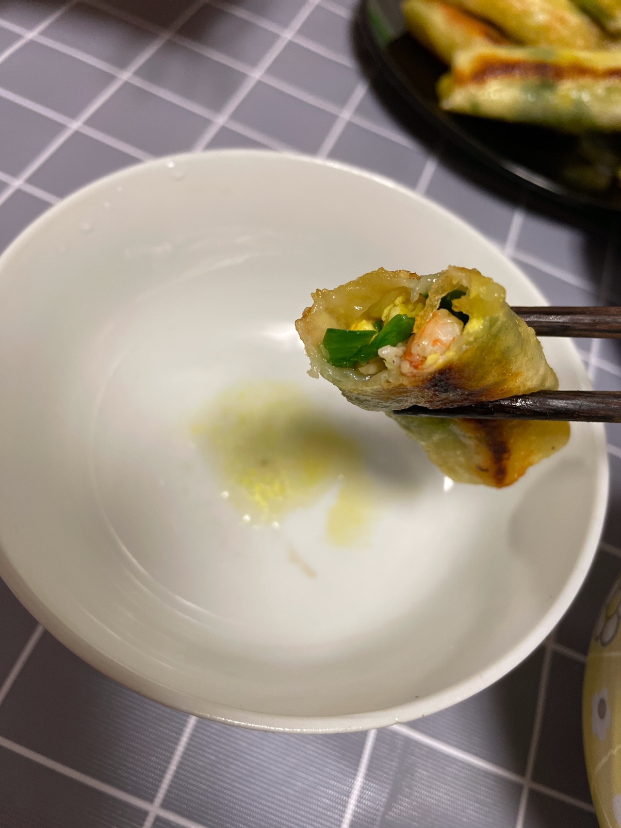 韭菜鲜虾春卷
