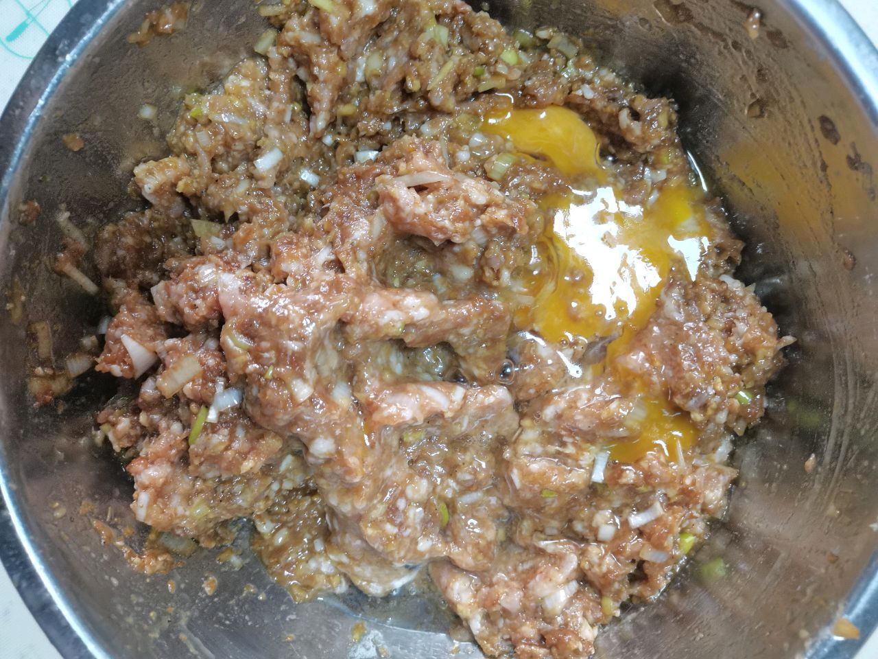 韭菜猪肉馅元宝饺子