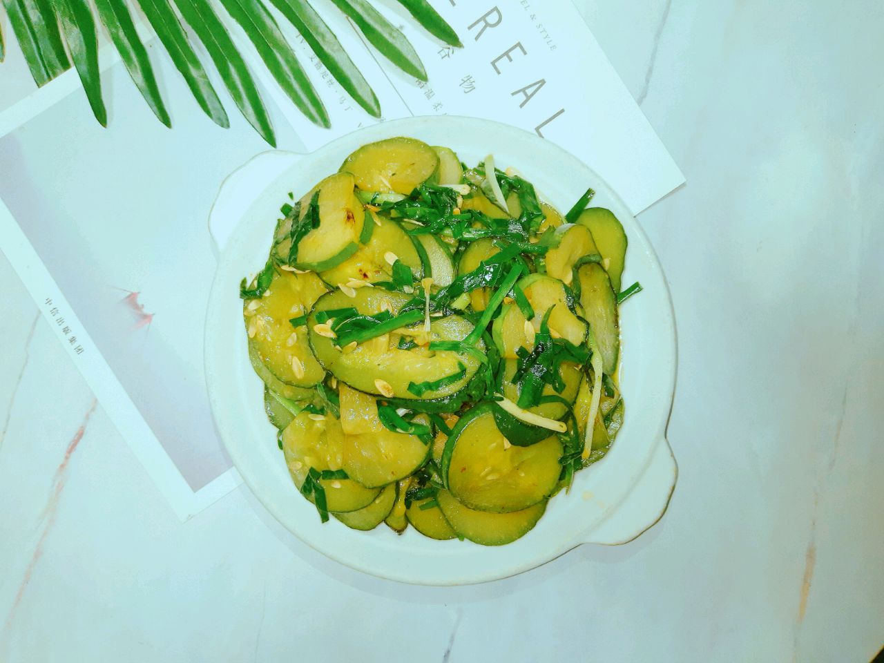 韭香煎黄瓜