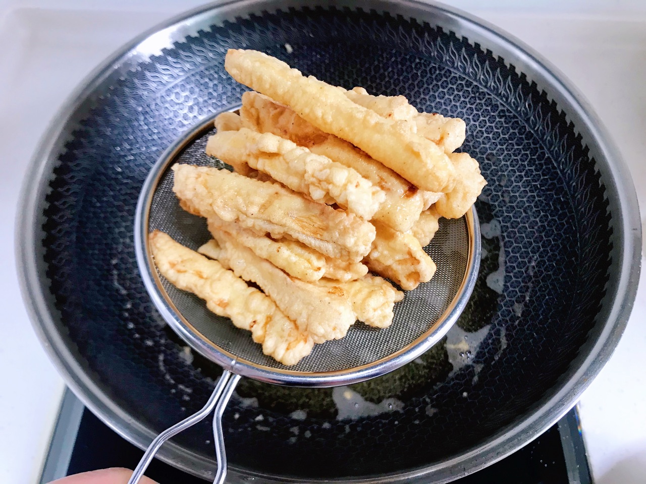 巨好吃的椒盐杏鲍菇，比吃小酥肉还过瘾