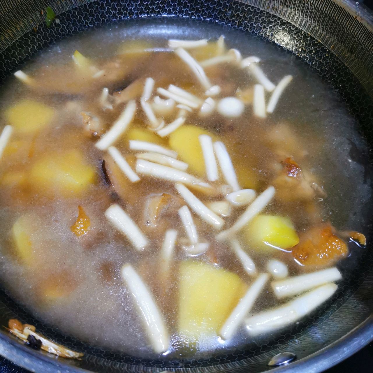 菌菇爱上鸡