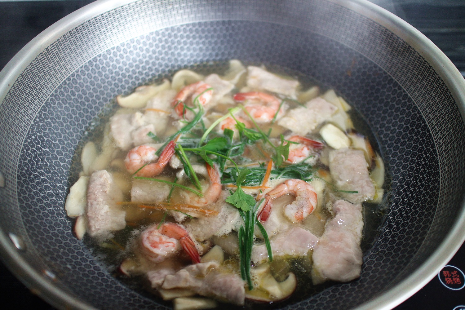菌菇滑肉片