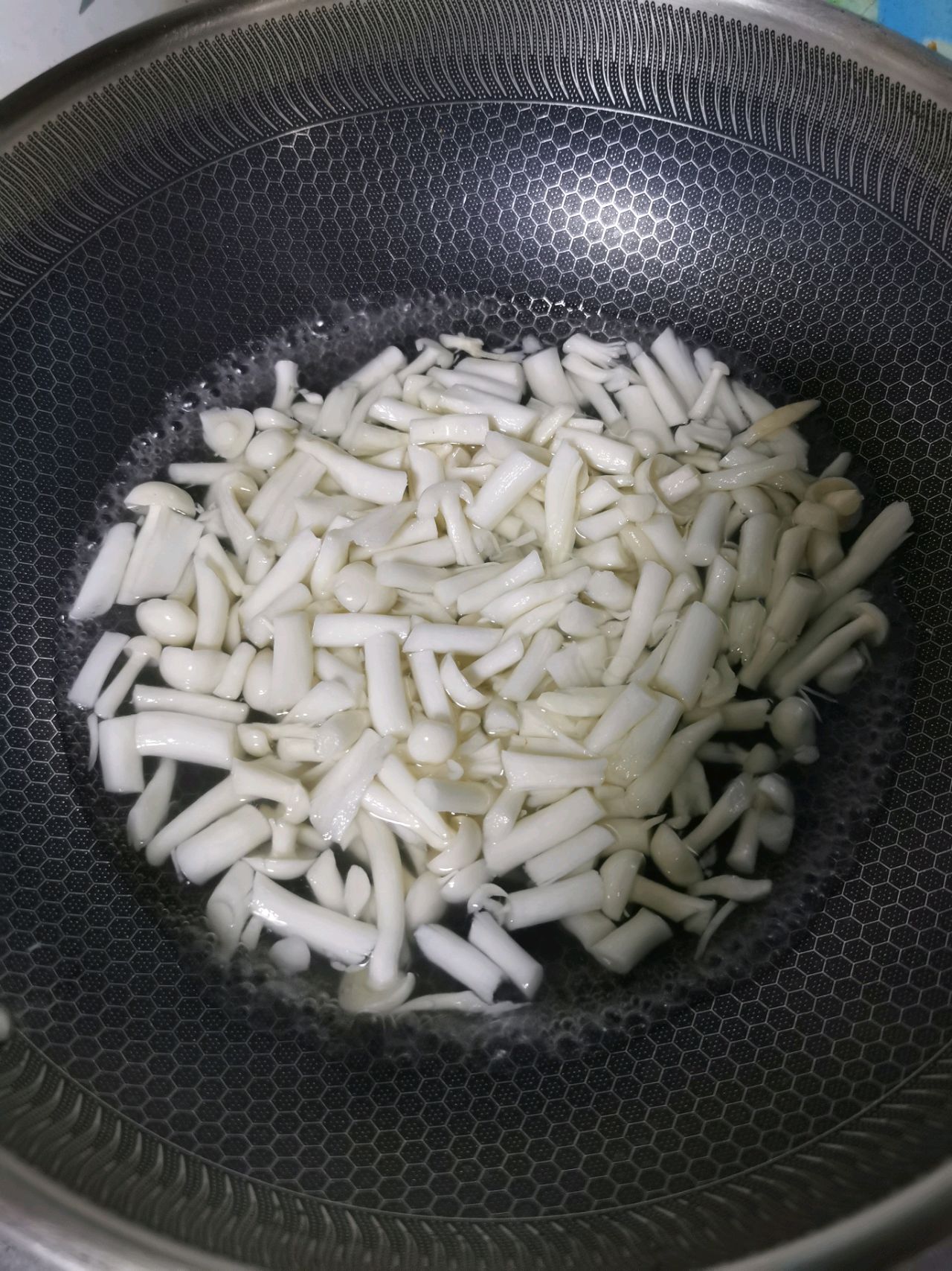 菌菇鸡蛋汤