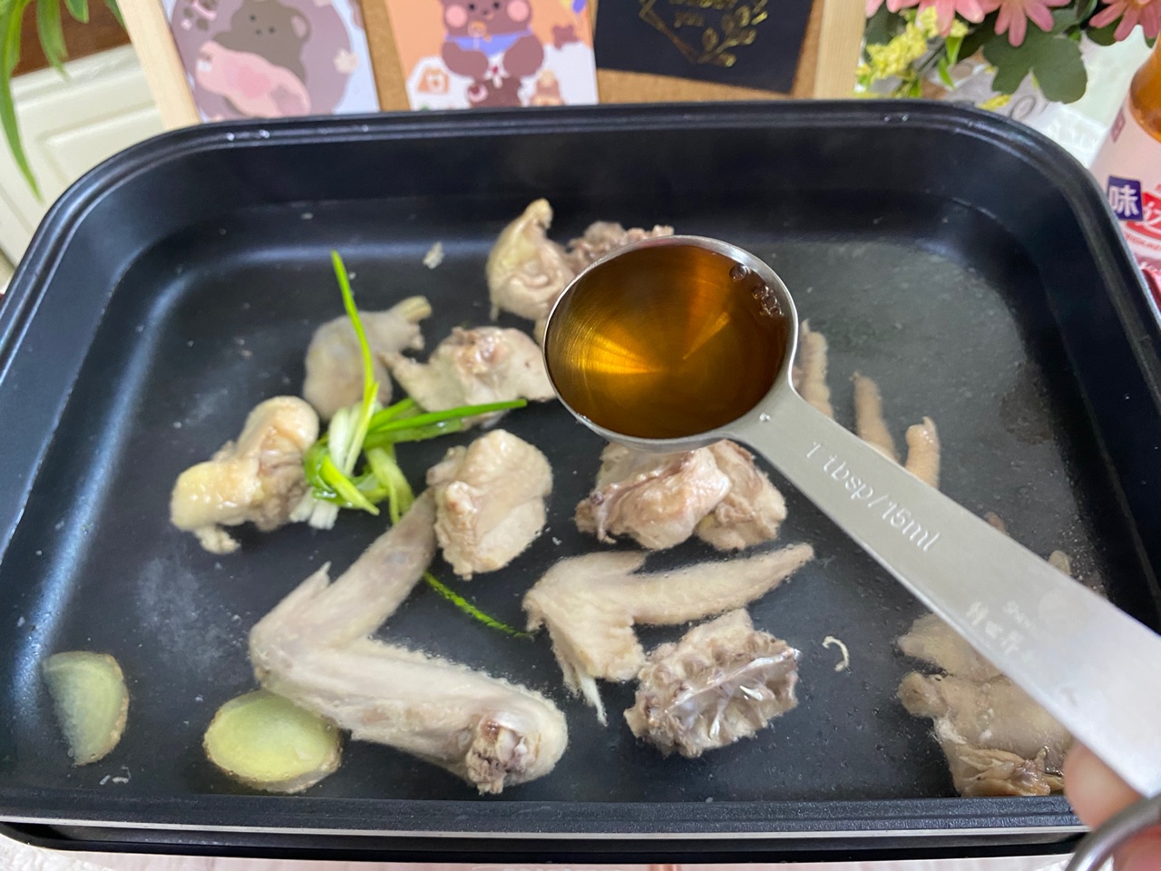 菌菇鸡汤面