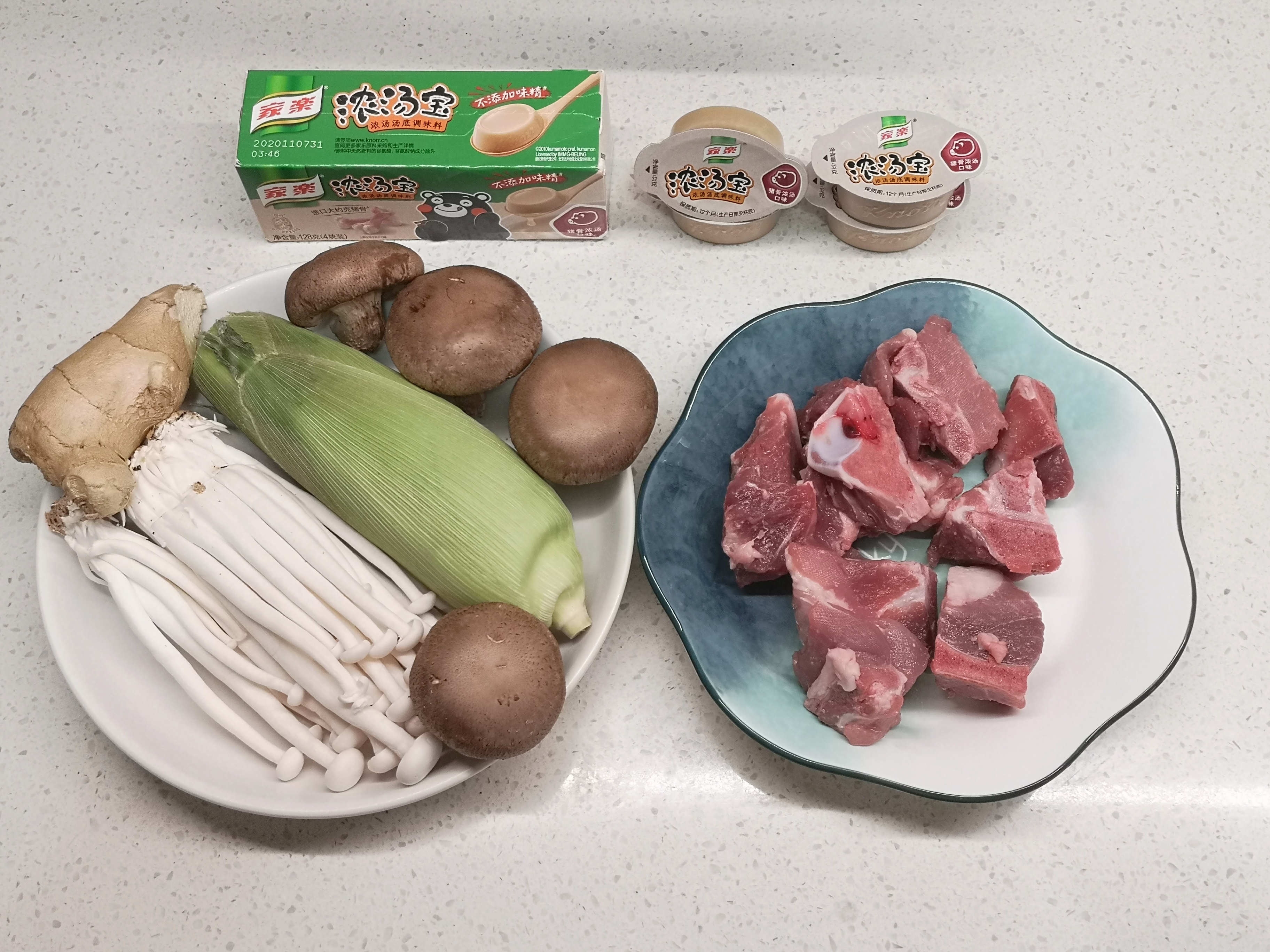 菌菇玉米排骨汤