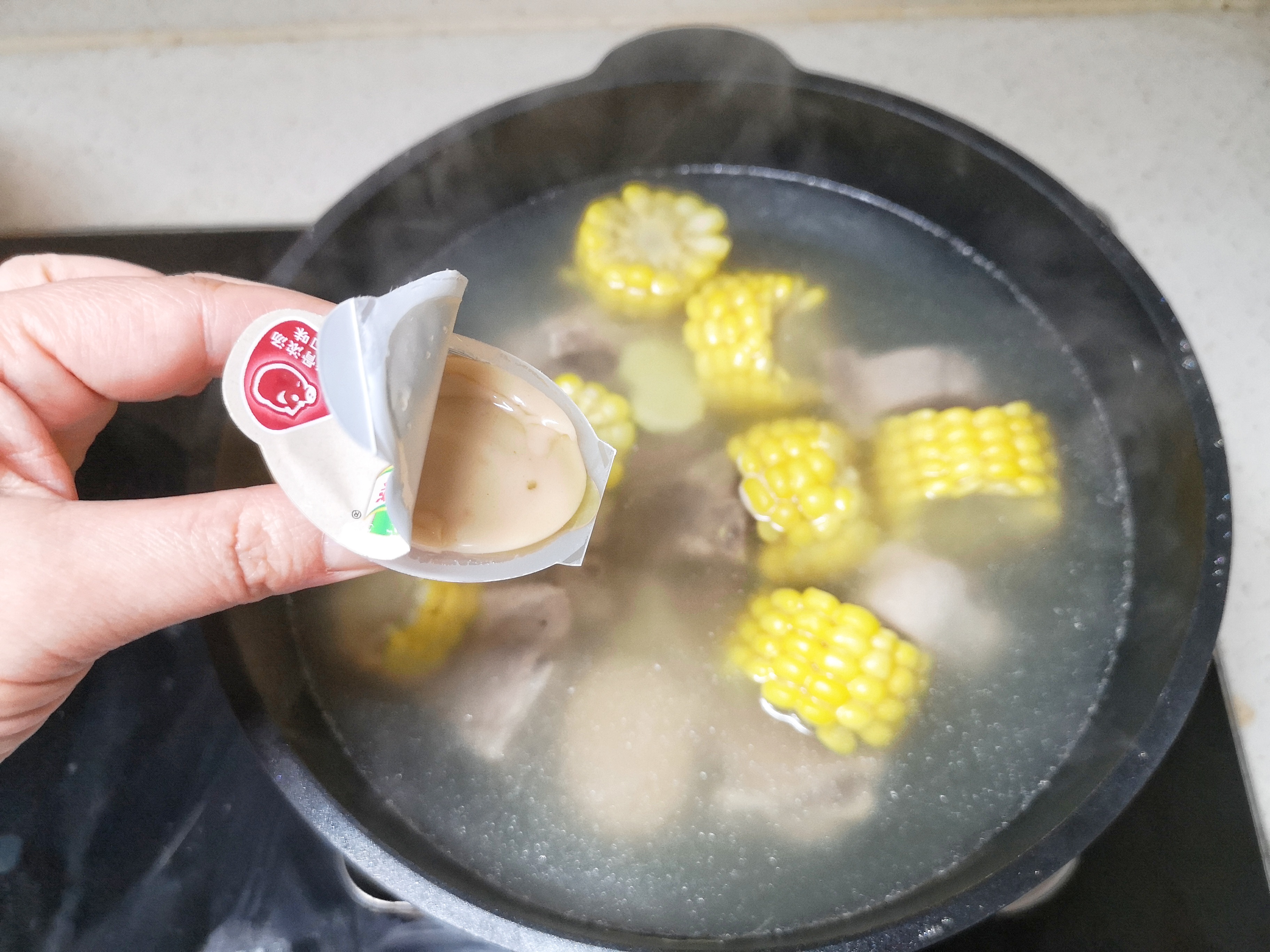 菌菇玉米排骨汤