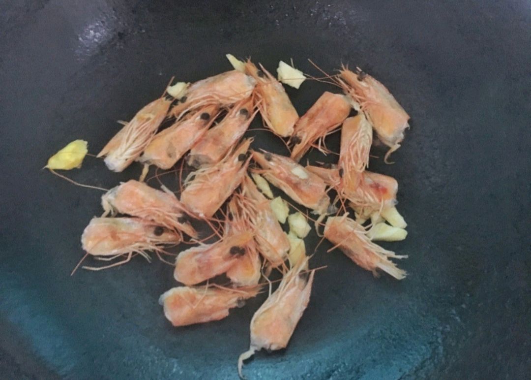 咖啡秀厨：虾头白菜