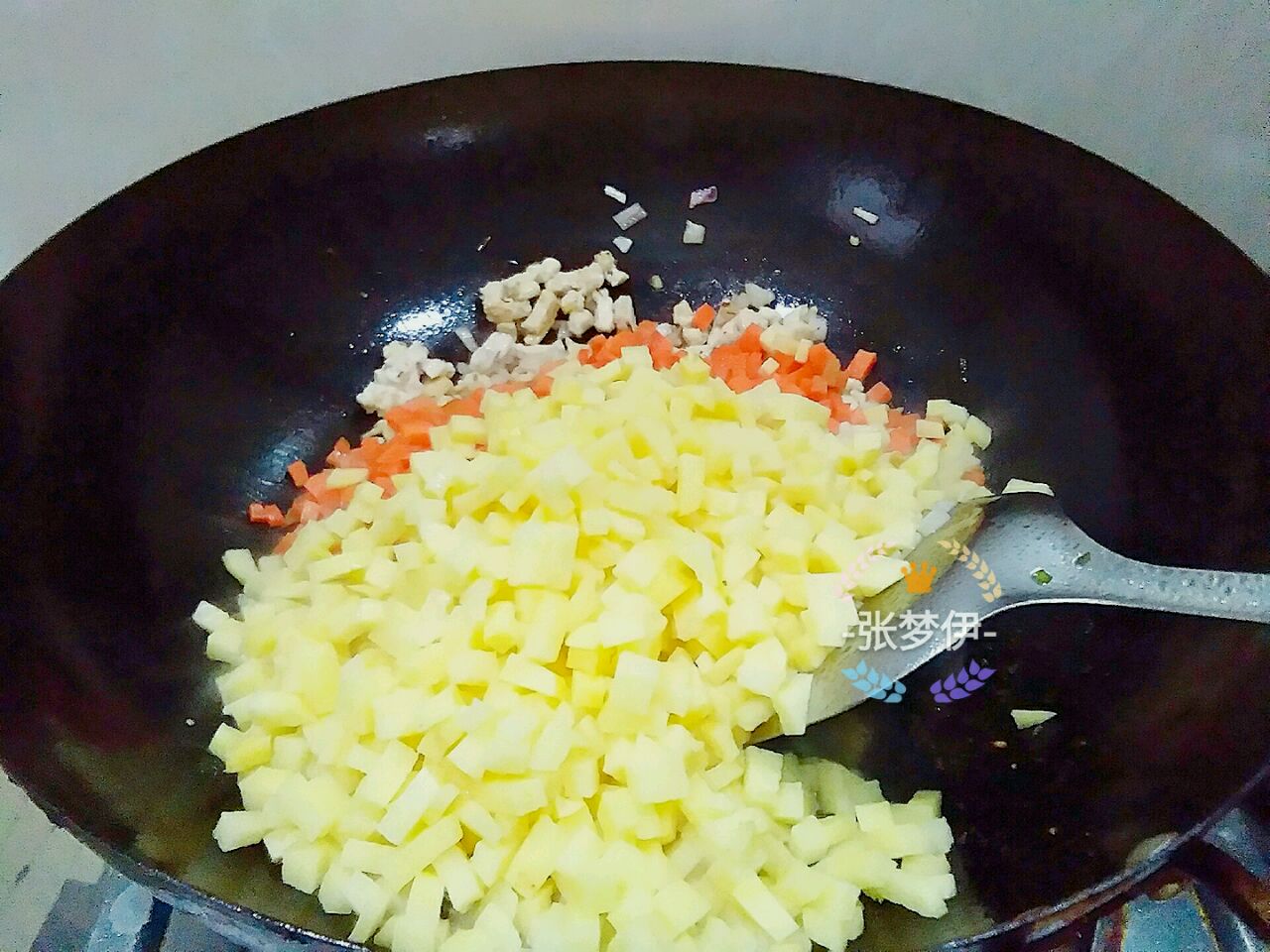 咖喱鸡肉饭【张梦伊】