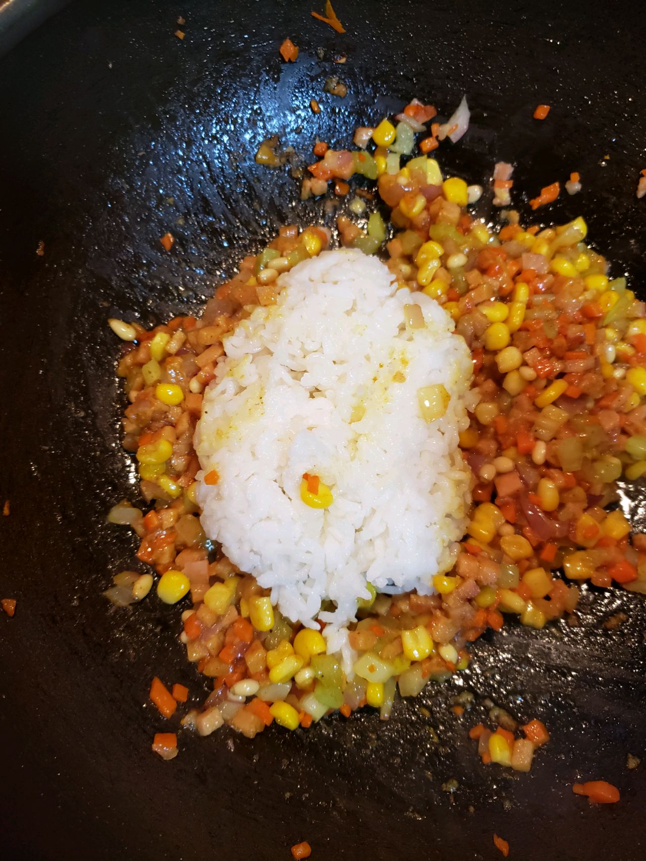 咖喱酱炒饭