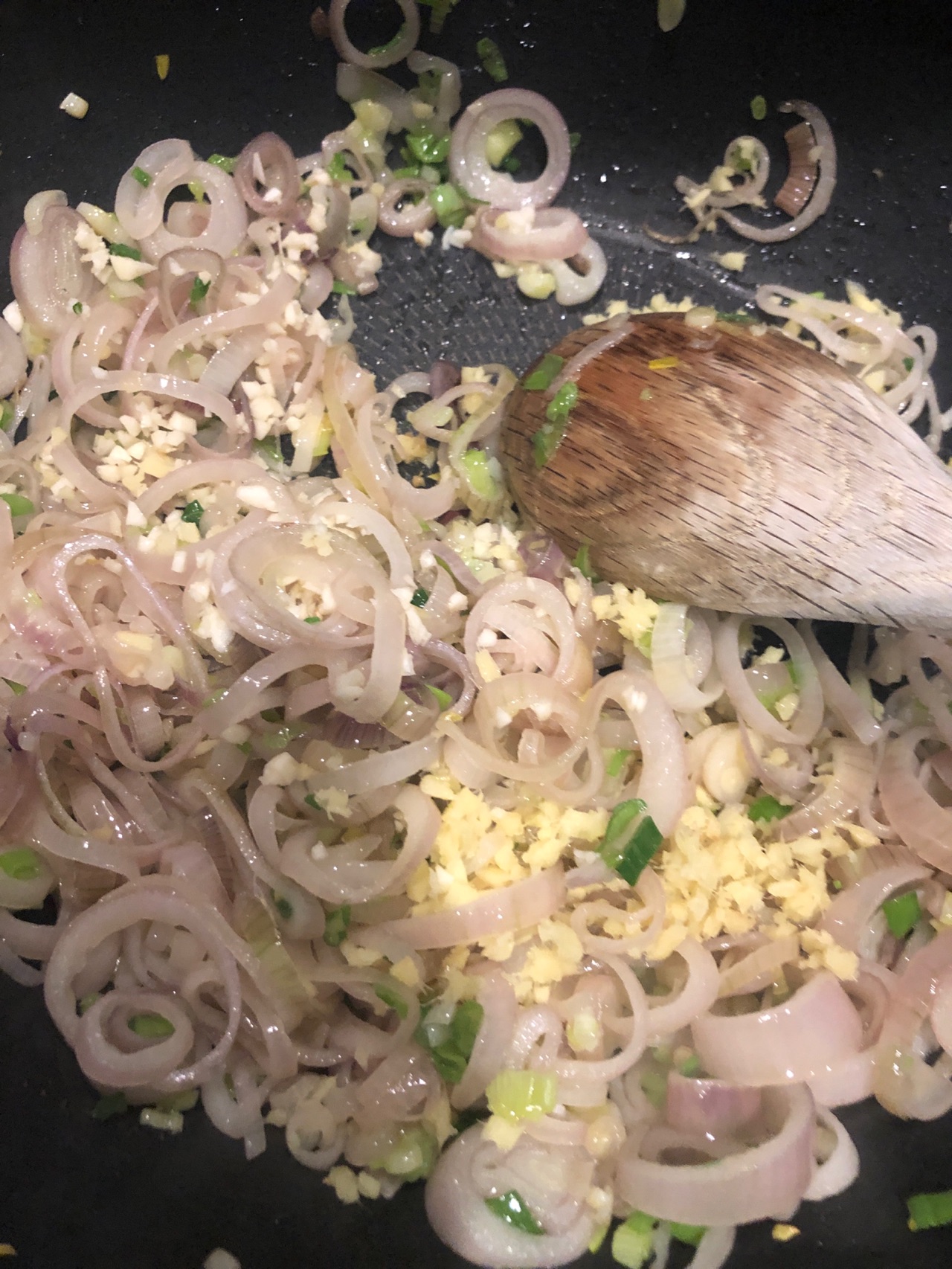 咖喱胖头鱼