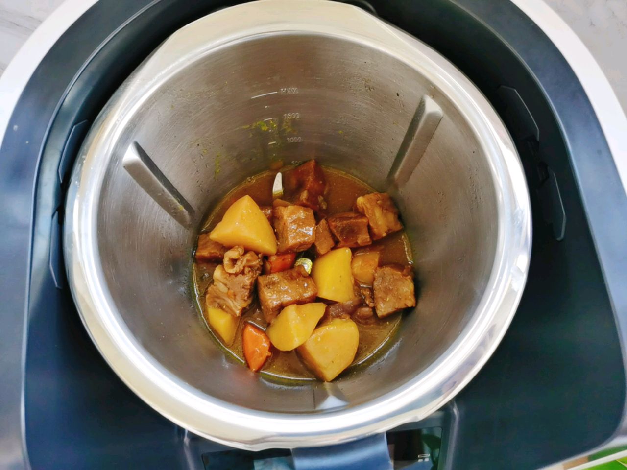 咖喱土豆炖牛腩