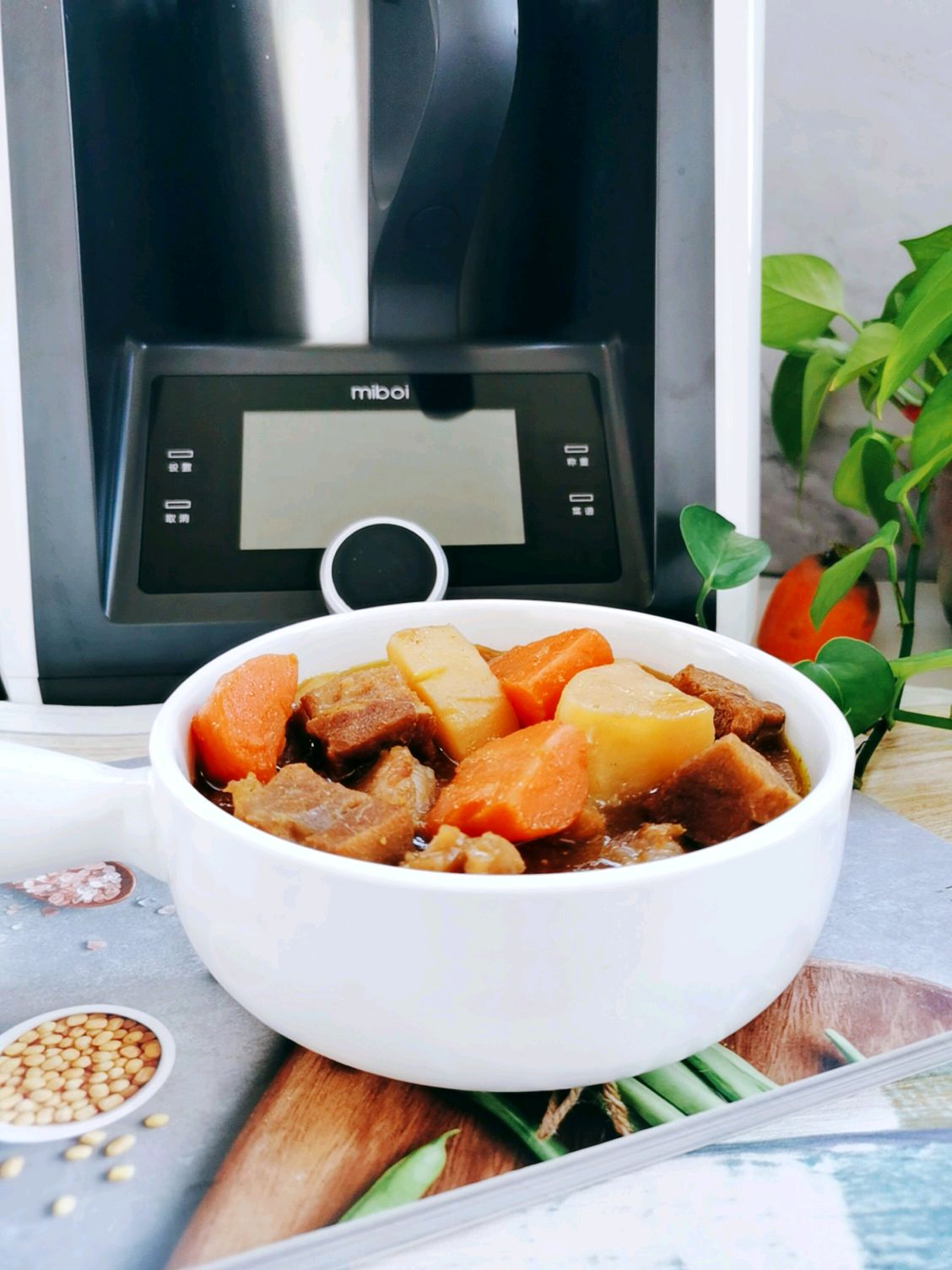 咖喱土豆炖牛腩