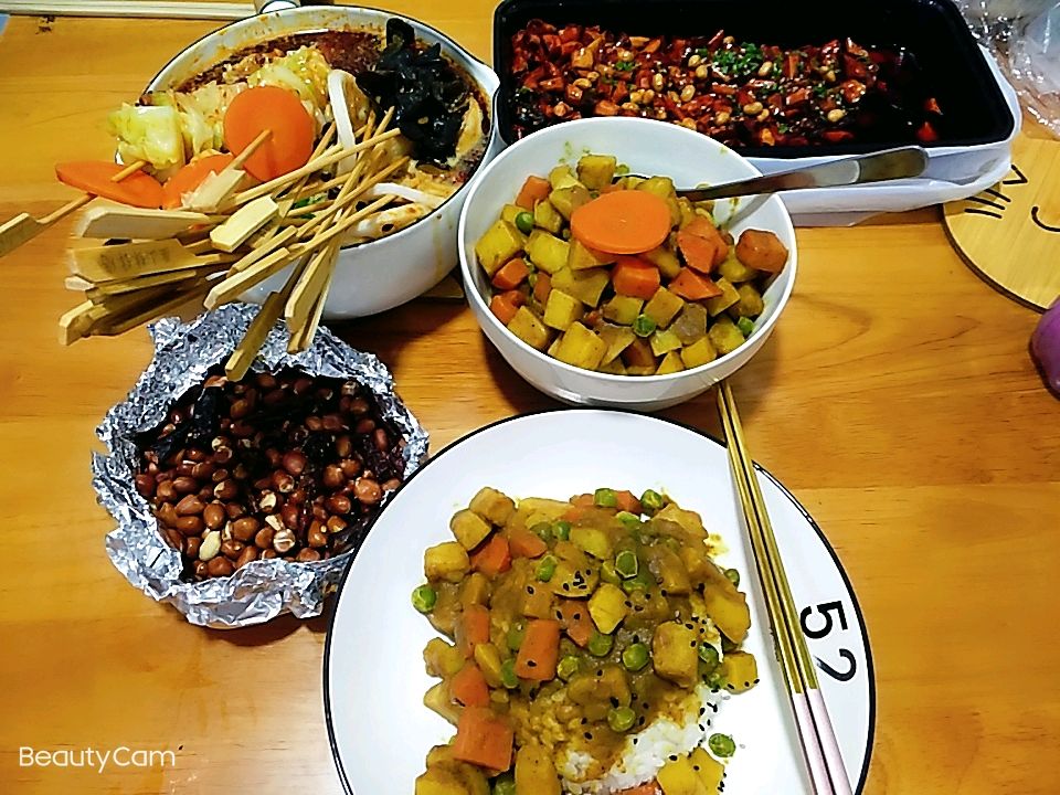 咖喱土豆盖饭