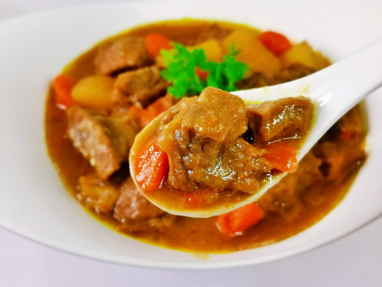 咖喱土豆牛腩
