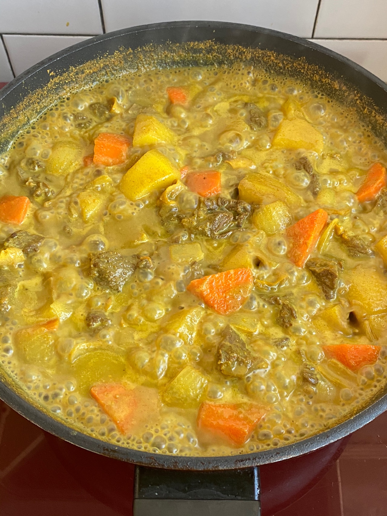 咖喱土豆牛腩饭
