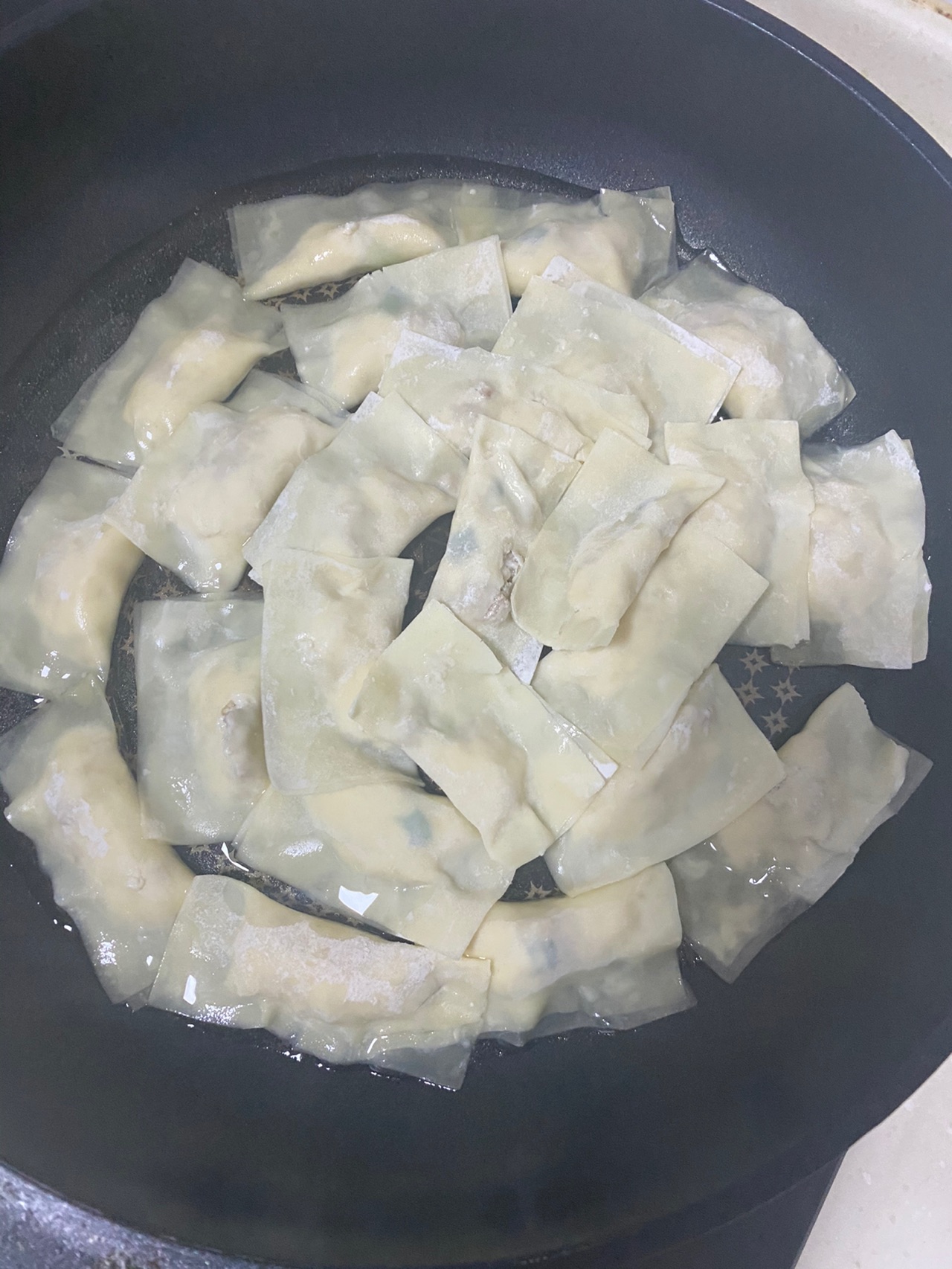 咯吱脆豆腐锅贴