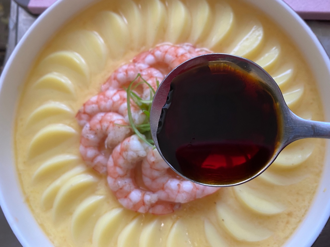 开运年夜饭“蒸蒸日上”,虾仁蒸鸡蛋豆腐